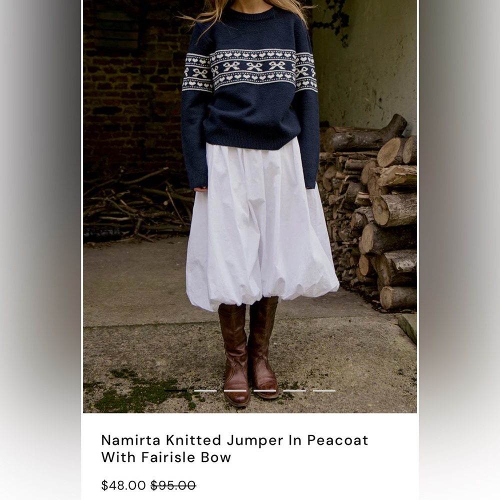 Namirta Knitted Jumper In Peacoat With Fairisle Bow